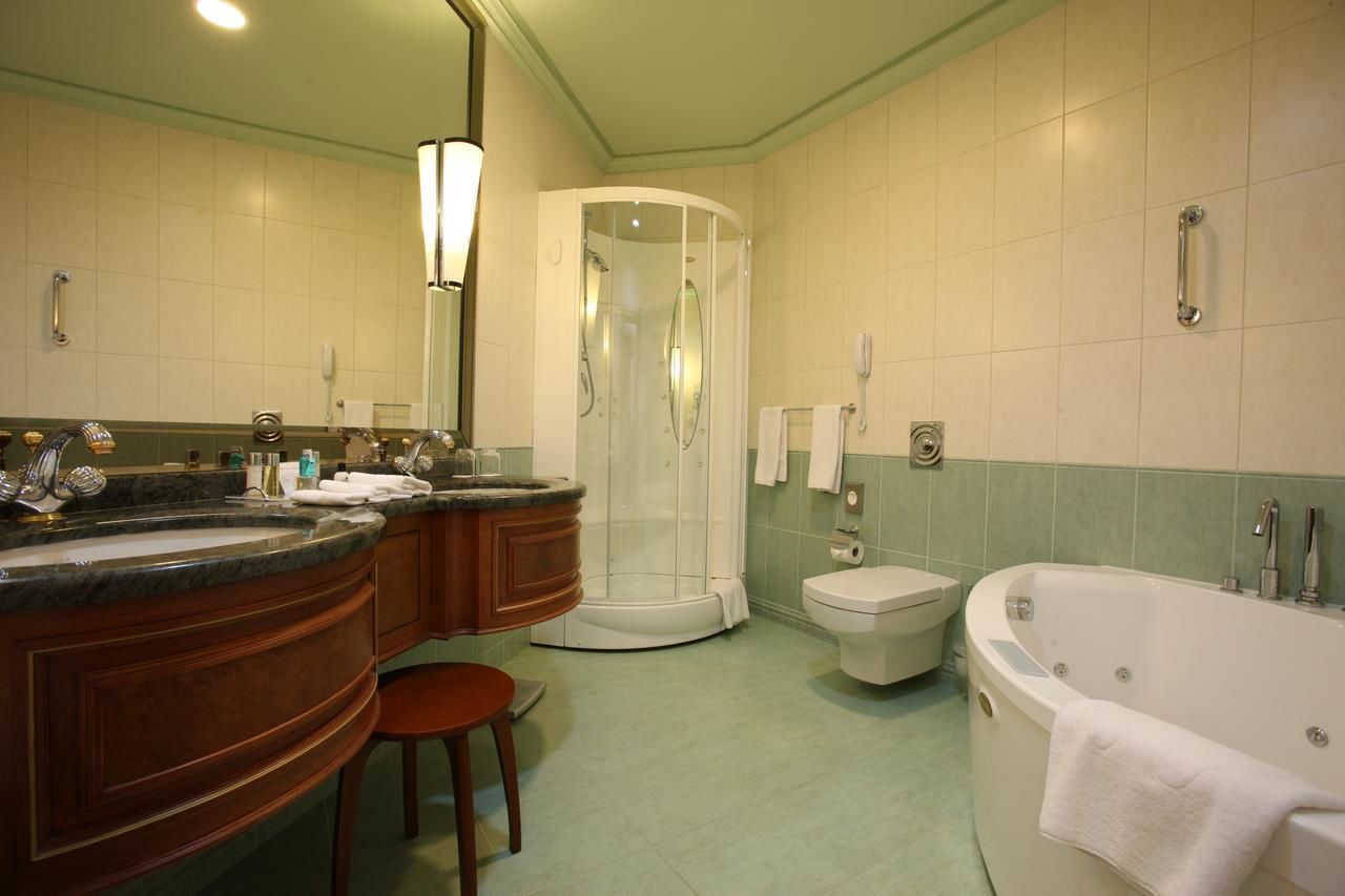 Отель Crowne Plaza Minsk Hotel Минск-43
