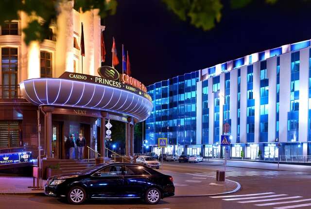 Отель Crowne Plaza Minsk Hotel Минск-12
