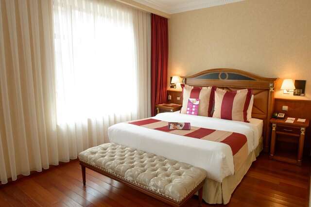 Отель Crowne Plaza Minsk Hotel Минск-13