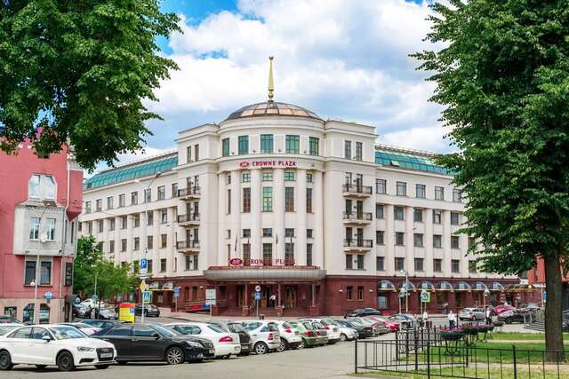 Отель Crowne Plaza Minsk Hotel Минск-4