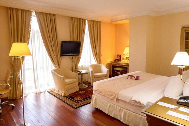 Отель Crowne Plaza Minsk Hotel Минск-43